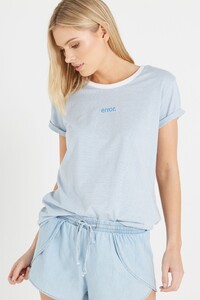 249902-384-2.jpg