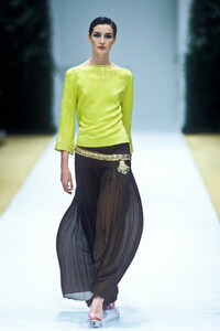 285428958_PierreBalmain2000HauteCouture48.thumb.jpg.fb435f51b38d381fda830fc5de59a9e9.jpg