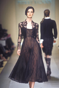 289489330_PierreBalmain2000HauteCouture68.thumb.jpg.91b6d231b26c6658bb04b0b062320926.jpg