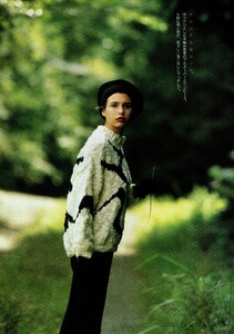 306128032_MarieClaireJaponNov1987FumiyukiKawashimaModelLaure(14).thumb.jpg.c78a17000264998c9d358e8d89f8d610.jpg