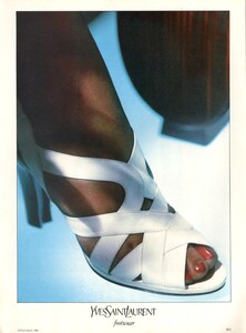 322134163_UnknownYSL1986ph.GianPaoloBarbieri3.thumb.jpg.c34cfae7ae20237b2e467b7996a61c79.jpg