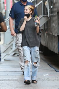        zoe140821BZNimage112.jpg