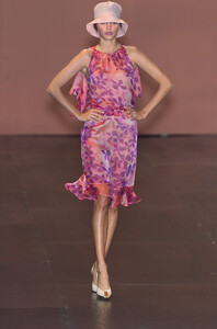 BCBG+Max+Azria+Spring+2001+LeTlq9nhxdXx.jpg