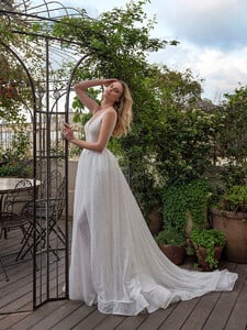 LAURA - GLRD408 (2).jpg