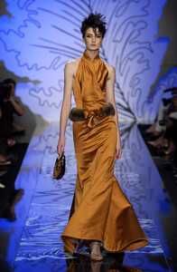 395695697_Valentino2001HauteCouture4.thumb.jpg.736d0d2b4a4d34578820ef0830523d16.jpg