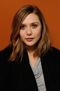 40808824_ElizabethOlsen765456740full-elizabeth-olsen.thumb.jpg.42b38b90d7a6bb9bc5a1b55409f90ac5.jpg