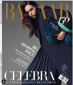 44287163_HarpersBazaarMagazineMexico(December2017).thumb.jpg.d5ab18a23a49773bbb346ae9946ba416.jpg