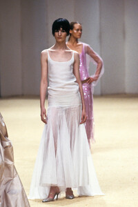 447707181_Chanel1999HauteCouture22.thumb.jpg.8e1c8d3f8c839706d68a78be5cc82023.jpg