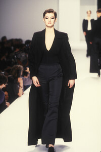 461557838_IsaacMizrahi1996WomenRTW39.thumb.jpg.73d1f6e533a1f51e9ea2339686e4c239.jpg