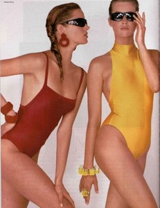 481162929_LOfficielFrance1987irresistiblesaubeachbymichelmomy.thumb.jpg.4173bbbf841612e5a8a807db2cabab7c.jpg
