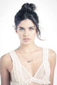 50108374_SaraSampaio45679740full-sara-sampaio.thumb.jpg.b0707c4abbebaed8ca5d6080e78a899a.jpg