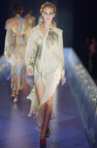 Fendi SS 2004 - 57 - Eva Riccobono.jpg