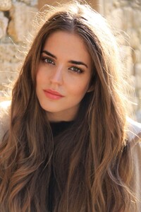 559616386_ClaraAlonso99765424569740full-clara-alonso.thumb.jpg.fc42e22cb14b6d715510f8e2c8b1c418.jpg