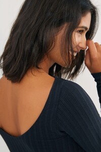 58751751_001_b2.jpg