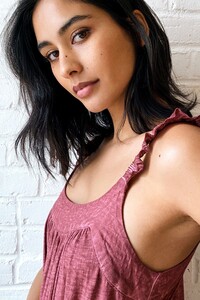 59903724_064_b4.jpg