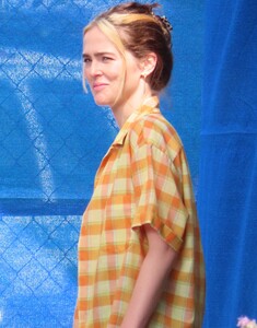        zoe100821BZNimage105.jpg