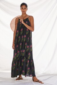 62123641_009_b3.jpg
