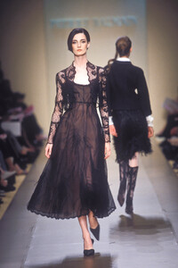 626985813_PierreBalmain2000HauteCouture67.thumb.jpg.47ac5ebf47c1f376982991f31b56988e.jpg