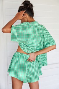 63169544_237_b3.jpg
