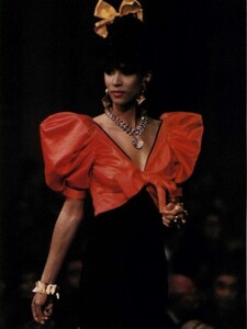 692521086_ysl19822.thumb.jpg.2630c621e652ffed49f883b4c686e2a3.jpg