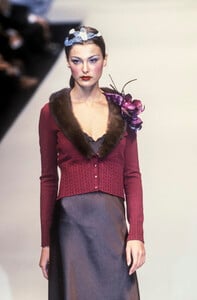 697738960_Blumarine1998WomenRTW66.thumb.jpg.ba8af60f7e8135eb83ad7ef6400ce654.jpg