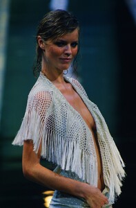 738204461_chloe-ss-2000(4).thumb.jpg.8ec8ff913746222ad42e8732d4e7f6cd.jpg