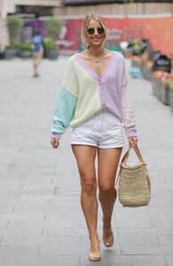       vog090821BZNimage107.jpg