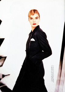 860833805_MarieClaireJaponNov1987KaoruIjimaAlexandraWilliams(9).thumb.jpg.37cf5d82b7b85a6a6ba8c9c3f11af254.jpg