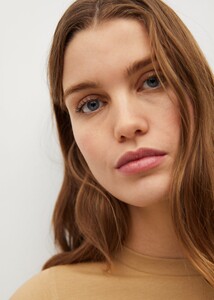 87005662_09_D1.jpg
