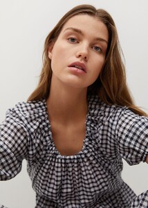 87007137_99_D2.jpg