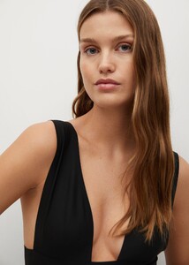 87010018_99.jpg
