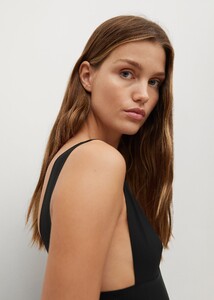 87010018_99_D2.jpg