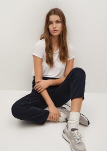 87020563_TN_D4.jpg