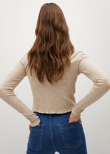 87024058_07_R.jpg