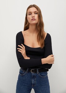 87040030_99.jpg