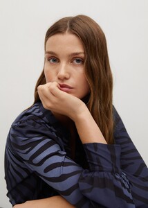 87060549_52_D2.jpg