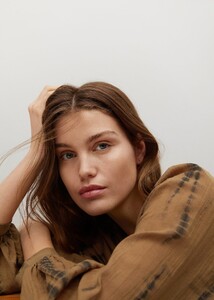 87077628_30_D2.jpg
