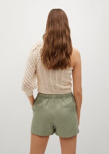 87097877_37_R.jpg