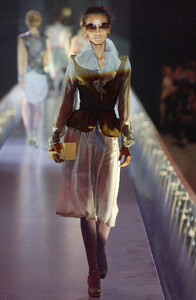 Fendi SS 2004 - 12 - Liya Kebede.jpg