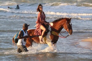       ale050821BZNimage174.jpg