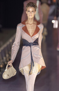 Fendi SS 2004 023.jpg