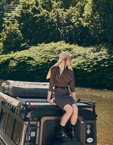 Alice-Vink-Fashion-Photoshoot08.jpg
