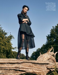 Alice-Vink-Fashion-Photoshoot11.jpg