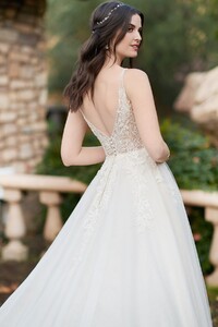 BE548-CloseBack_1200x1800.jpg