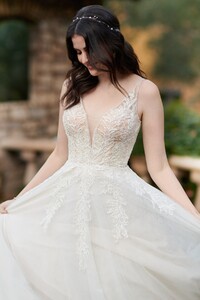 BE548-CloseFront_1200x1800.jpg