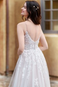 BE554-CloseBack_1200x1800.jpg