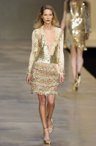 Blumarine-FW2004-Erin-Wasson-10.jpg