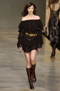 Blumarine-FW2004-Mariacarla-06.jpg