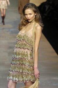 Blumarine-FW2004-Natasha-Poly-05.jpg