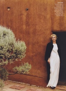 CT_Testino_US_Vogue_September_2009_06.thumb.jpg.d7ed98efe2eb258a4f71f610814200eb.jpg